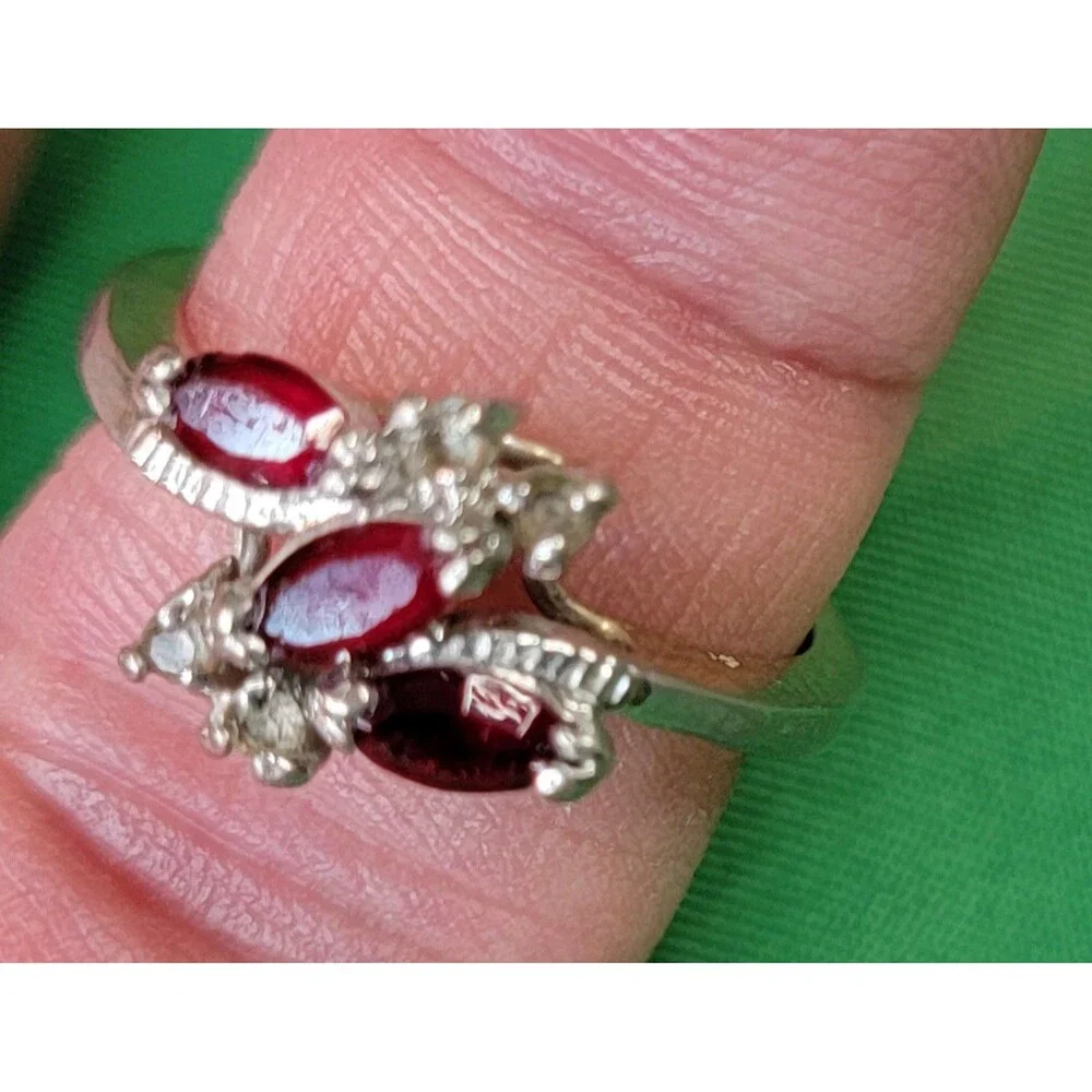 14k Plated Yellow Gold Simulated Garnet Size 8 Ottoman January Birthstone Ring